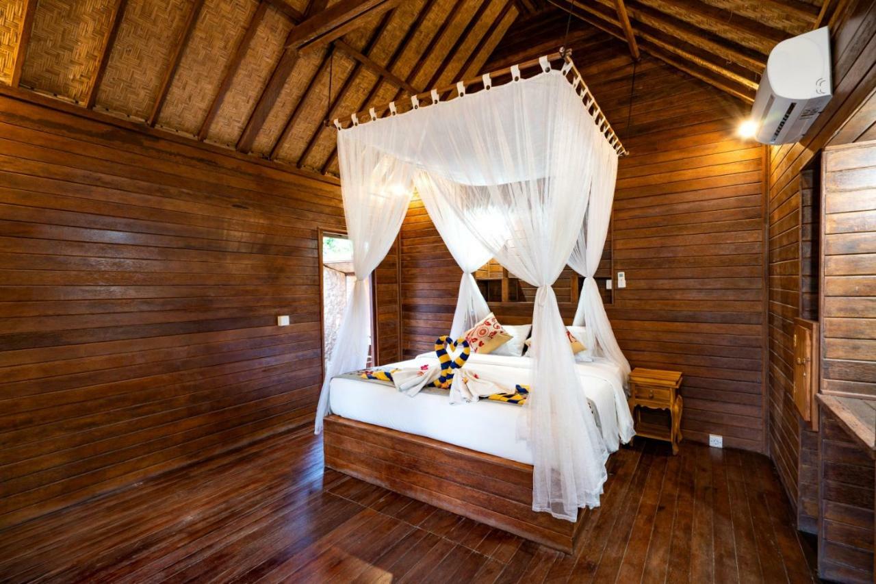 Dream Beach Inn Lembongan Extérieur photo
